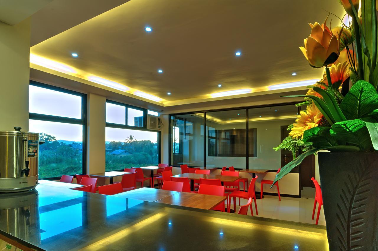 Amaris Suites Butuan City Extérieur photo