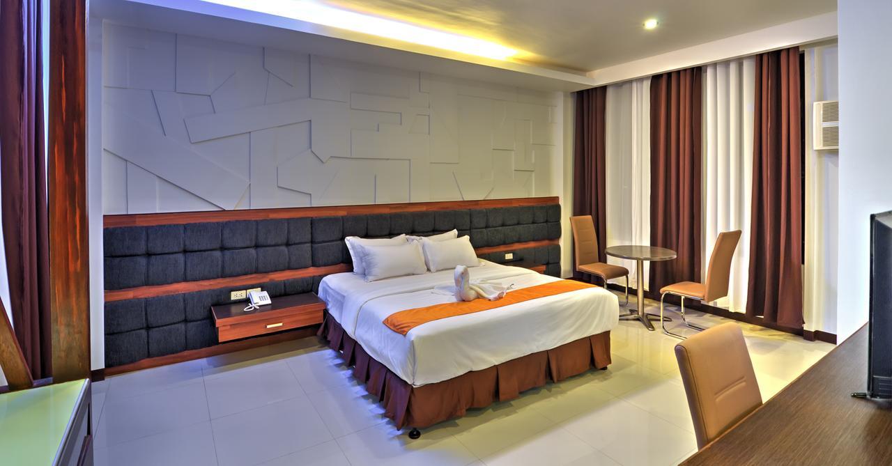 Amaris Suites Butuan City Extérieur photo