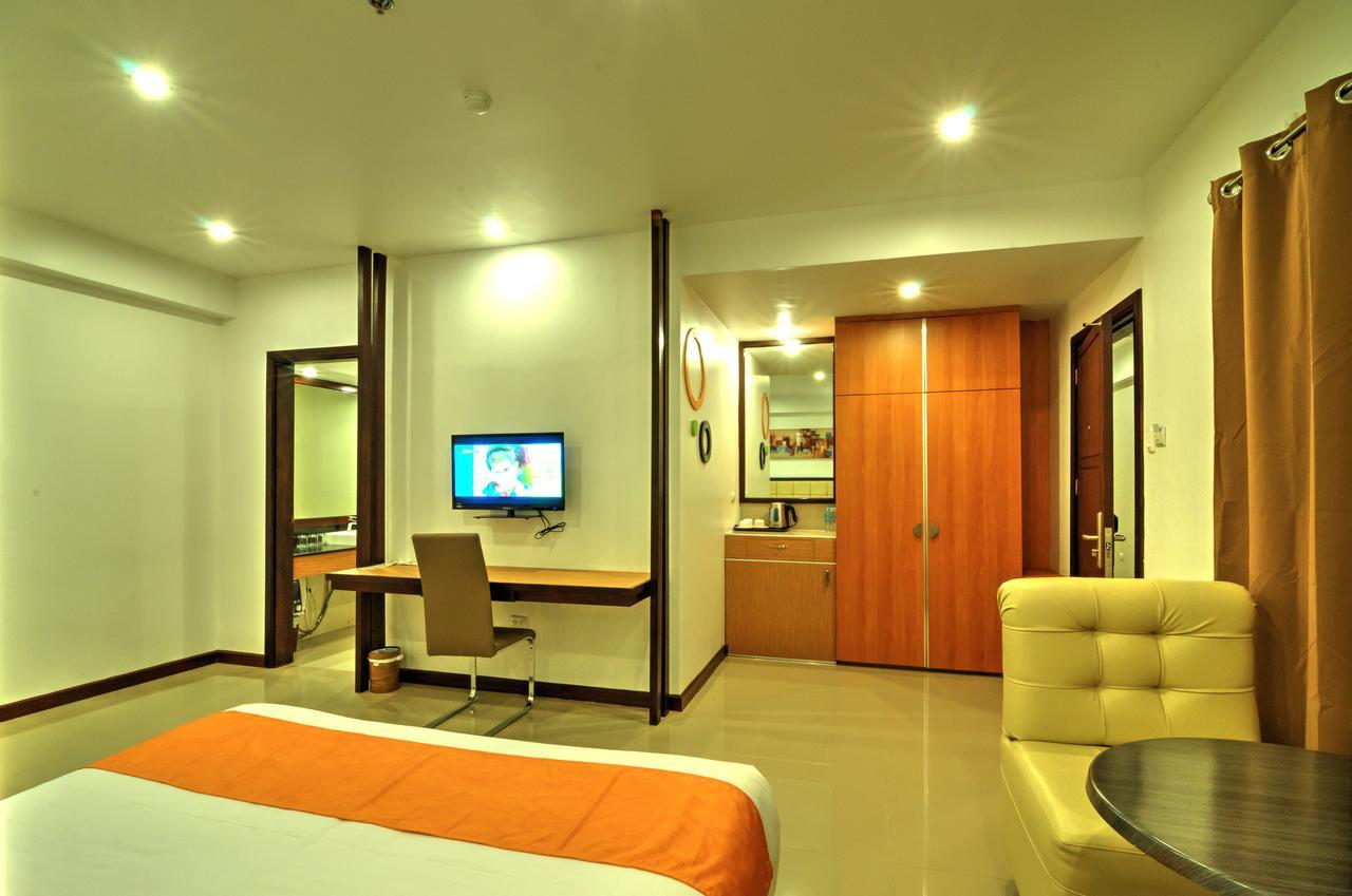 Amaris Suites Butuan City Extérieur photo