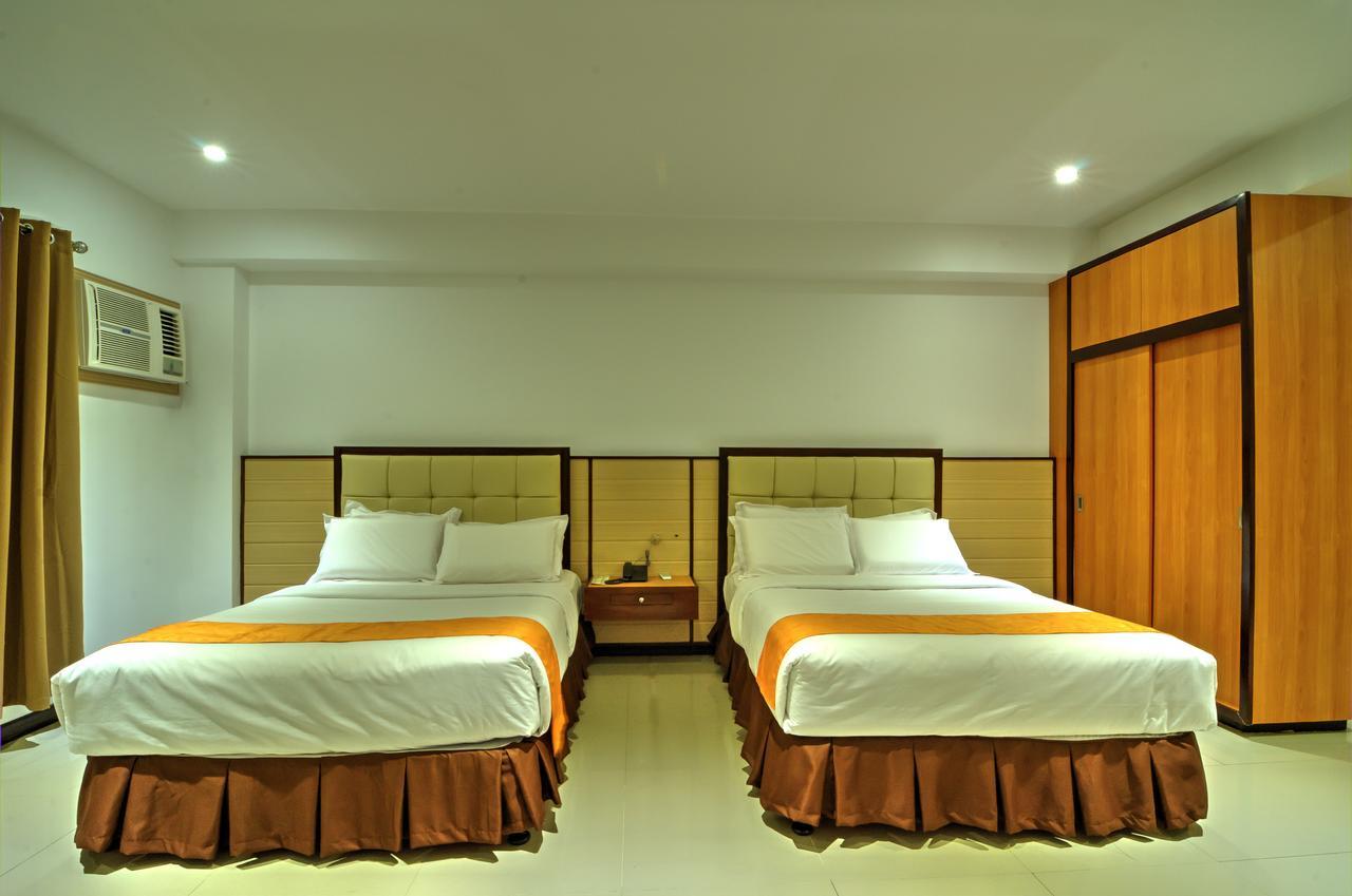 Amaris Suites Butuan City Extérieur photo